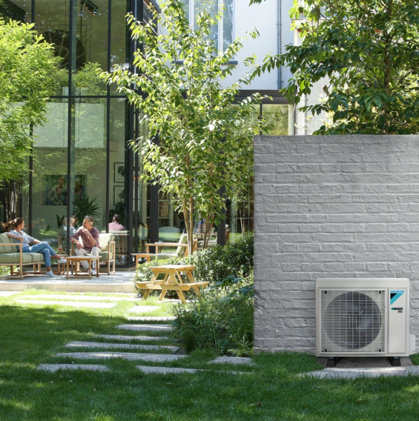 Installation Climatisation réversible Unité murale Perfera Daikin à Forcalquier 04